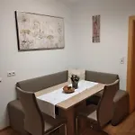 Oberkreut 아파트 *